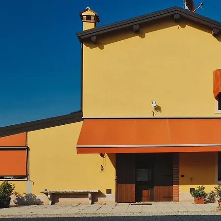 Fior Di Maggio Farm stay Pescantina